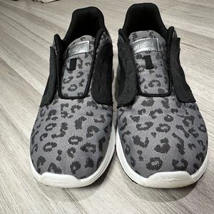 Avia women’s sneakers